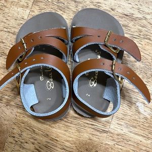 Brand new Baby Salt Water Sun-San Sea Wees Sandals brown size 2
